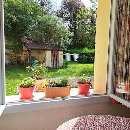 Ferienhaus De La Pivarderie Senille